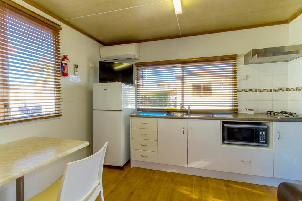 Big4 Bunbury Riverside Holiday Park Eaton ภายนอก รูปภาพ