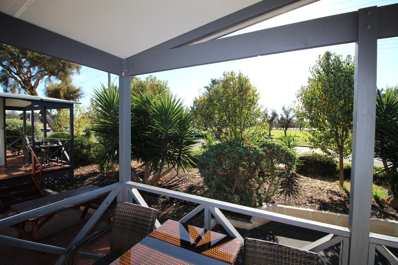 Big4 Bunbury Riverside Holiday Park Eaton ภายนอก รูปภาพ
